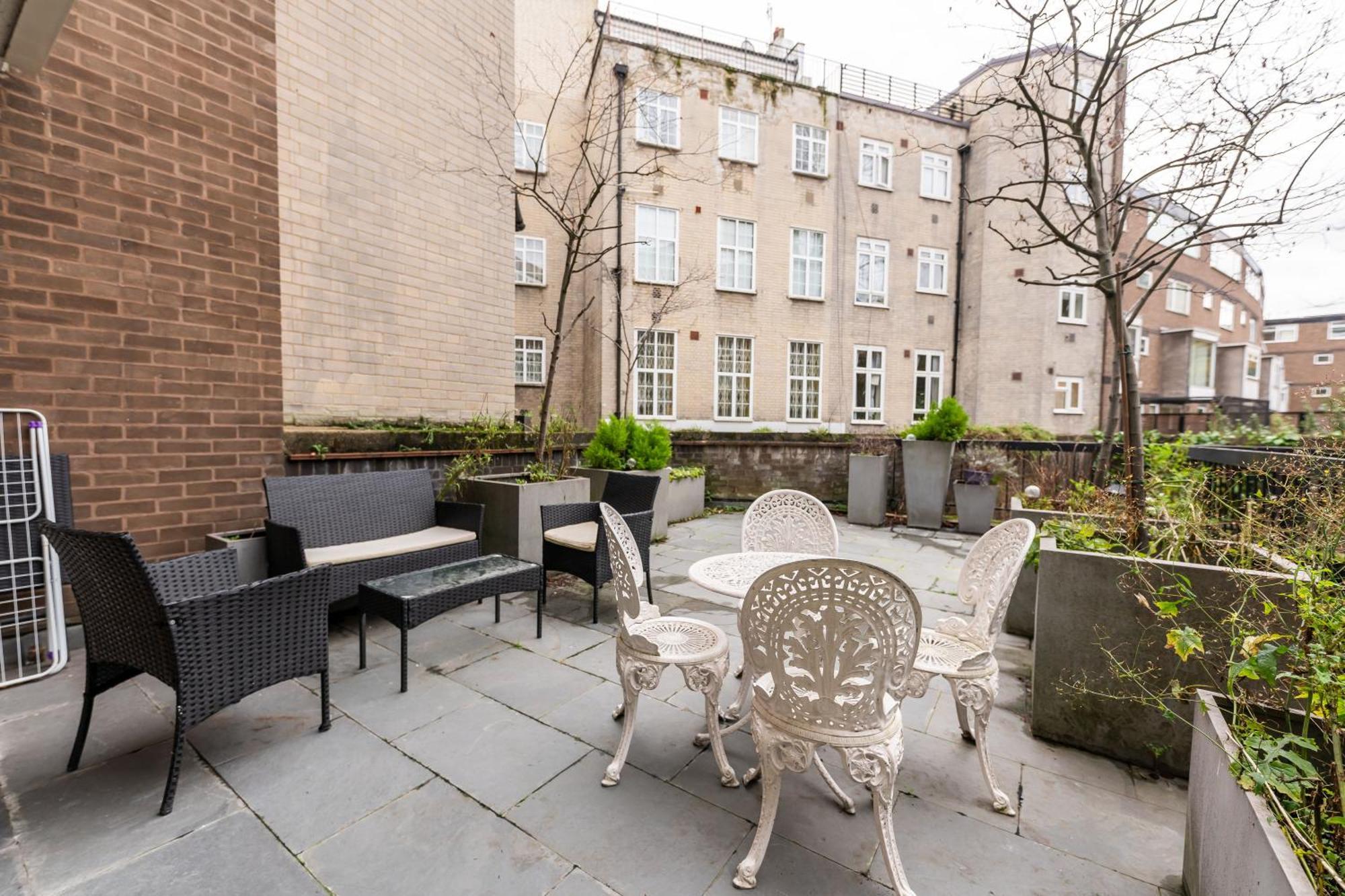Luxury 6 Bedroom House In Southwick Street London Kültér fotó