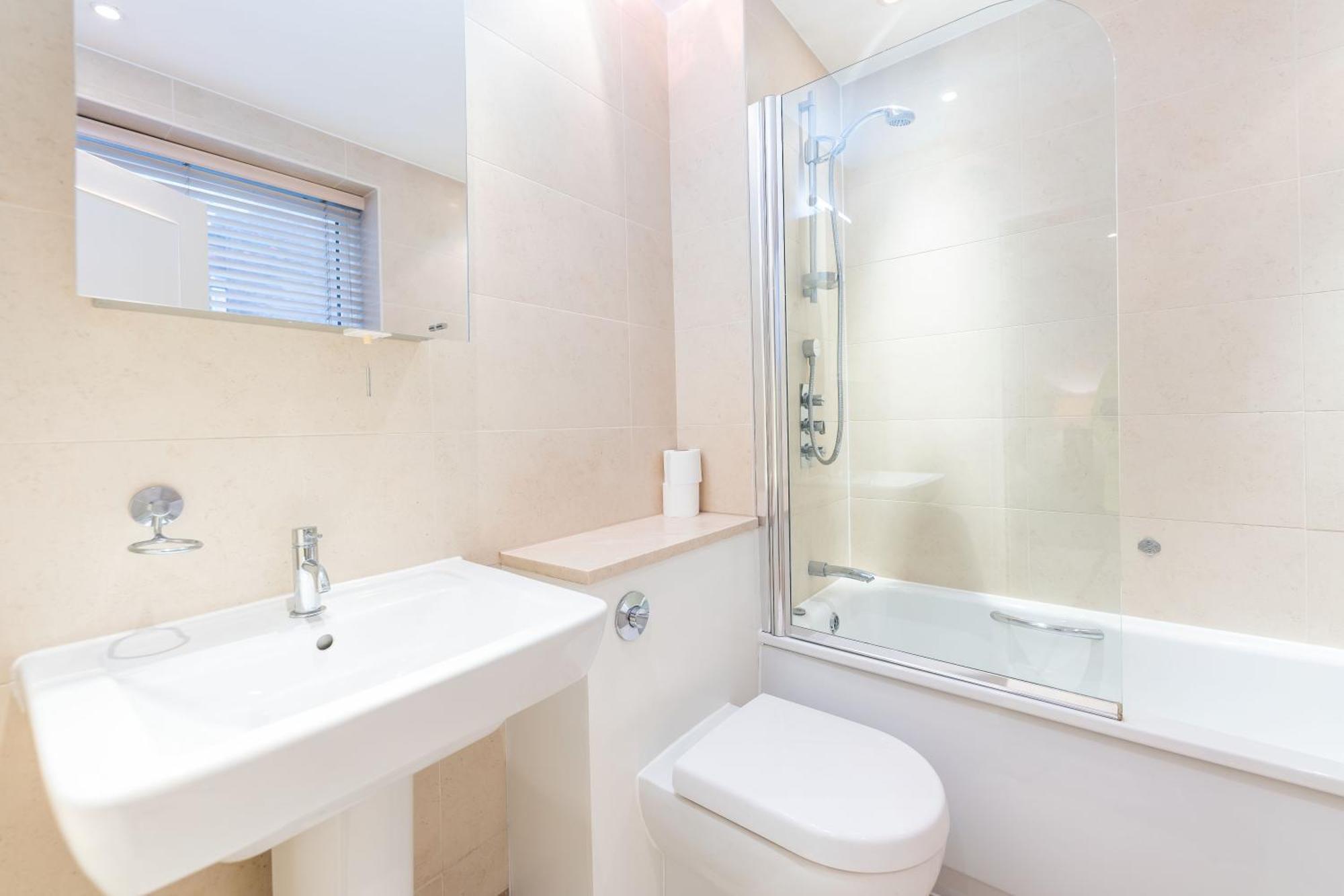 Luxury 6 Bedroom House In Southwick Street London Kültér fotó