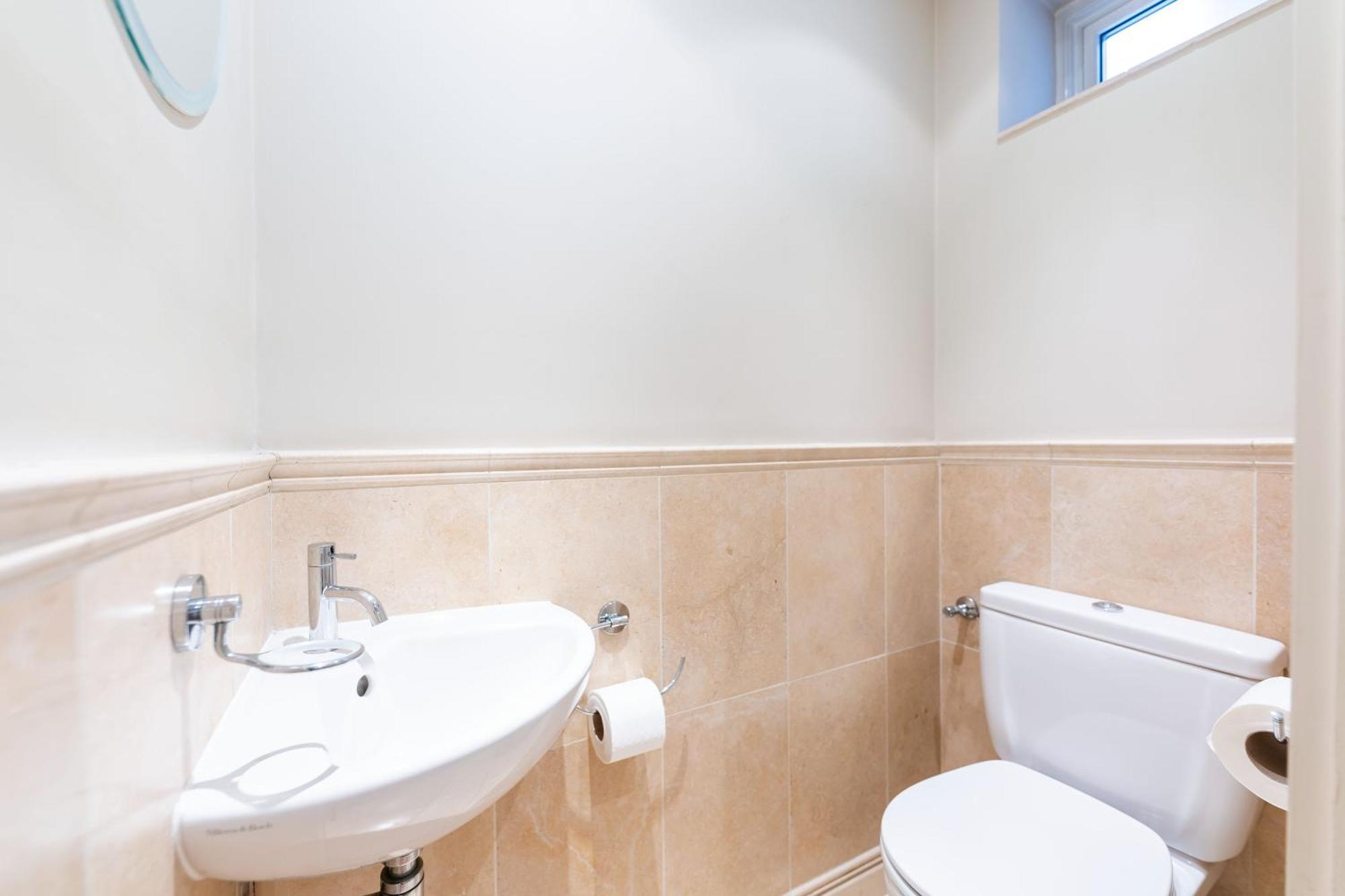Luxury 6 Bedroom House In Southwick Street London Kültér fotó